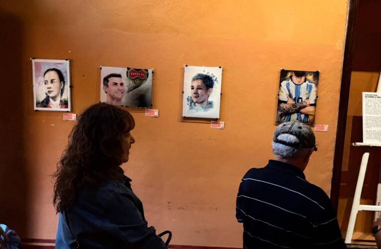 La pasión por el futbol inspira una muestra artística en la Casa del Faldón