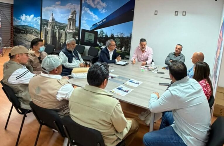 Gestionan alternativas de vivienda para familias de Colón ante la CONAVI