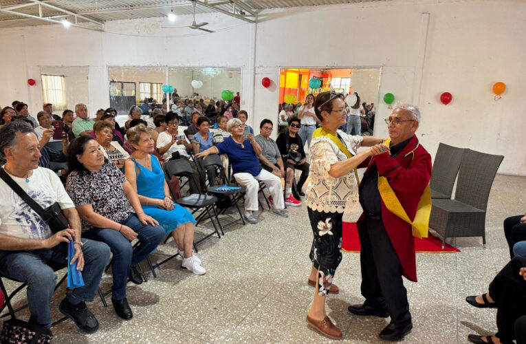 Inician las coronaciones 2026 en los Clubes del Adulto Mayor de Querétaro
