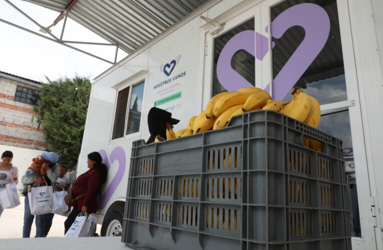 Comedores Móviles llegan a Ezequiel Montes para brindar alimentos a familias