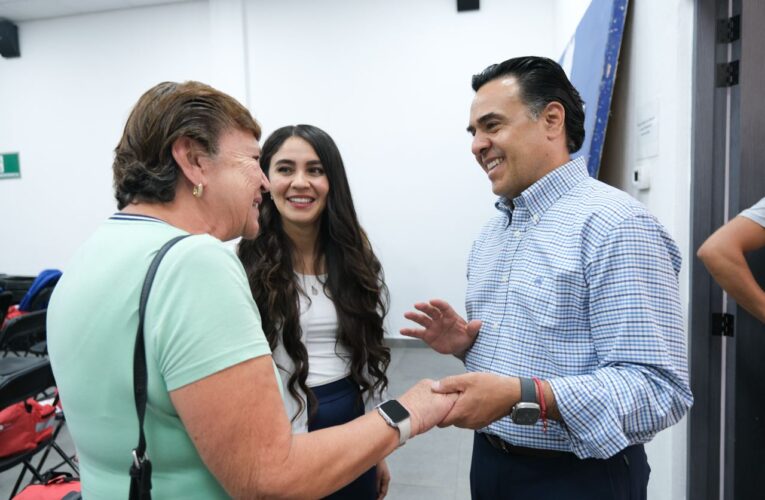 Capacitan a Promotores de la Paz para fortalecer la respuesta ante emergencias en Corregidora