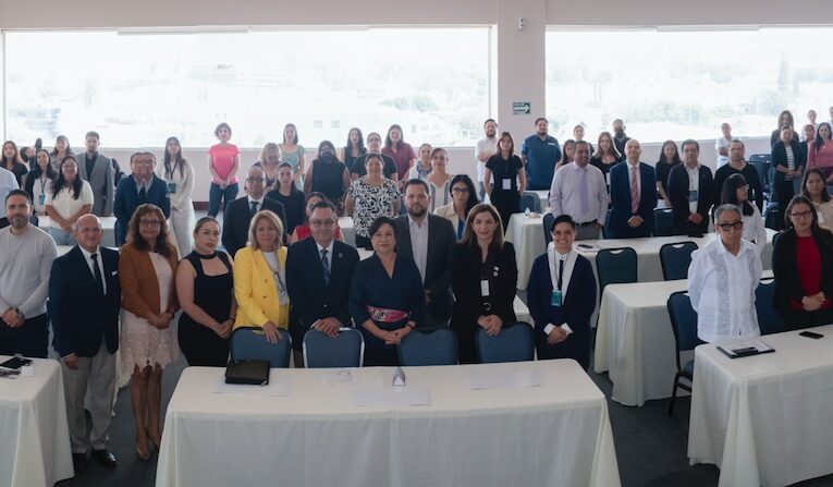 Conmemoran dos décadas de formación en Medicina Familiar en SESEQ