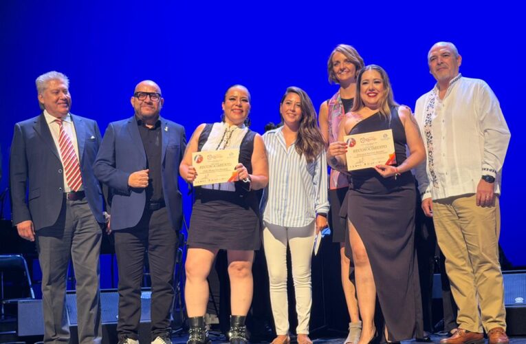 Premian a los ganadores del Certamen de la Canción Queretana
