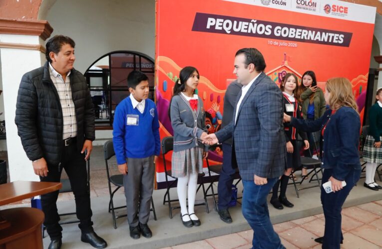 Niñas y niños de Colón conocen el trabajo del gobierno con el programa «Pequeños Gobernantes»
