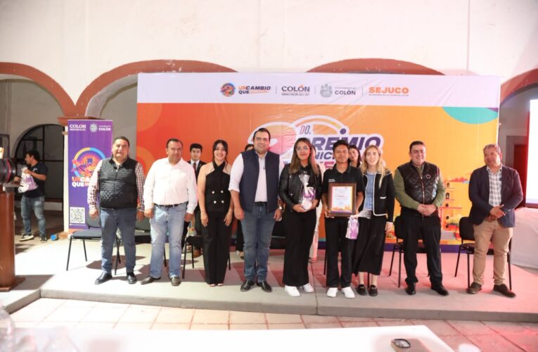 Reconocen talento y compromiso de jóvenes de Colón