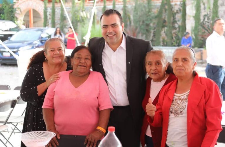 Colón celebra en grande a sus adultos mayores