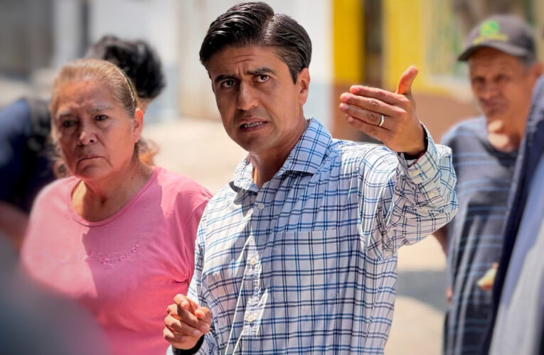 Ernesto Mejía asume la SEDESOQ tras salida de Luis Nava
