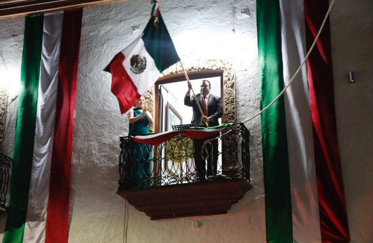 Gaspar Trueba encabeza celebración del Grito de Independencia en Colón