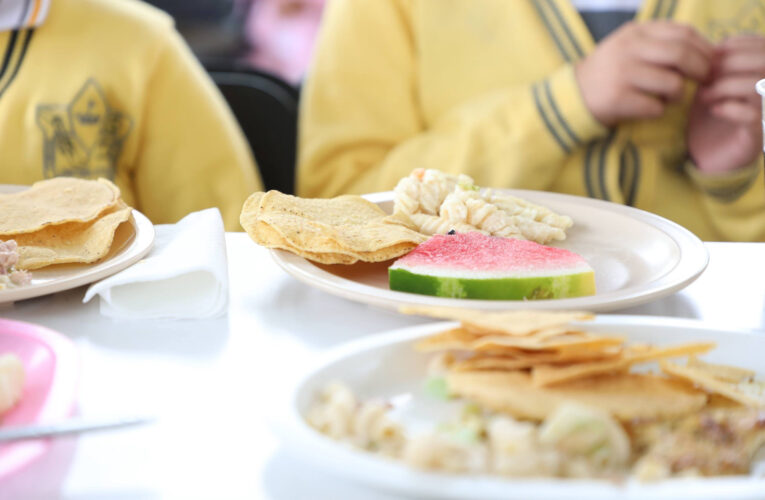 SEDIF mejora espacios para fortalecer la alimentación de estudiantes en Huimilpan