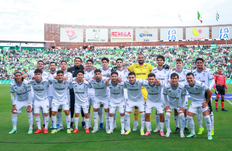 Gallos Blancos sufre dolorosa goleada ante Santos Laguna; cae 5-0 en Torreón