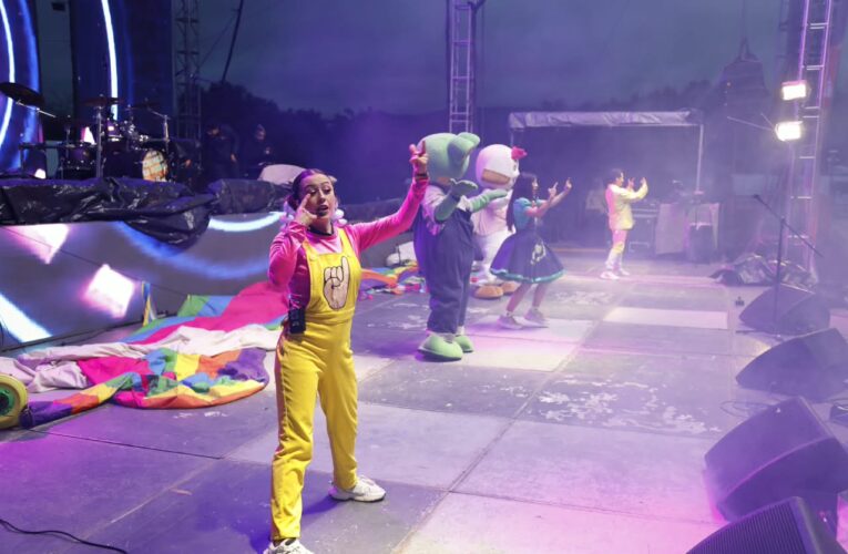 Las Guerreras K-Pop llenan de ritmo, energía y emoción la Feria de Colón 2026