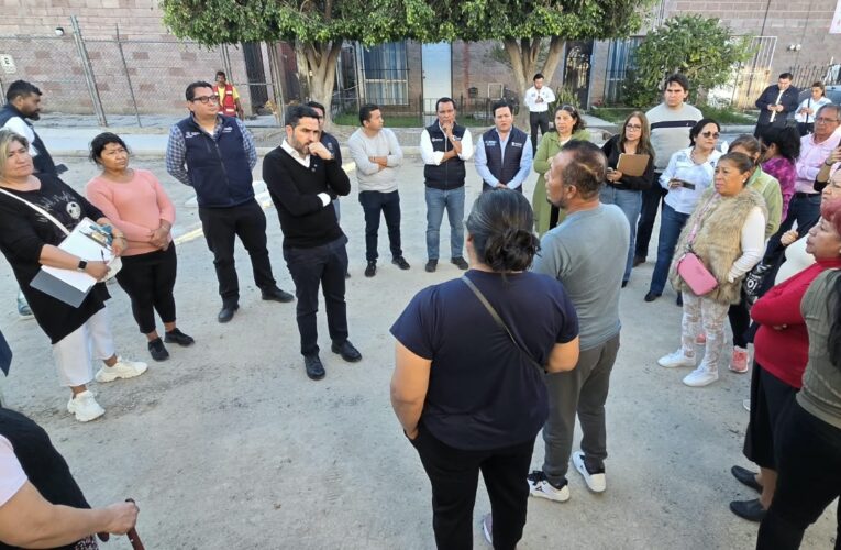 Agustín Dorantes supervisa avances de obra y atiende peticiones vecinales en Rinconada del Sol