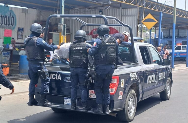 Clausuran autolavados en San Juan del Río